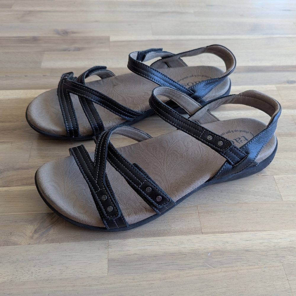 Taos Footwear Black Sandals